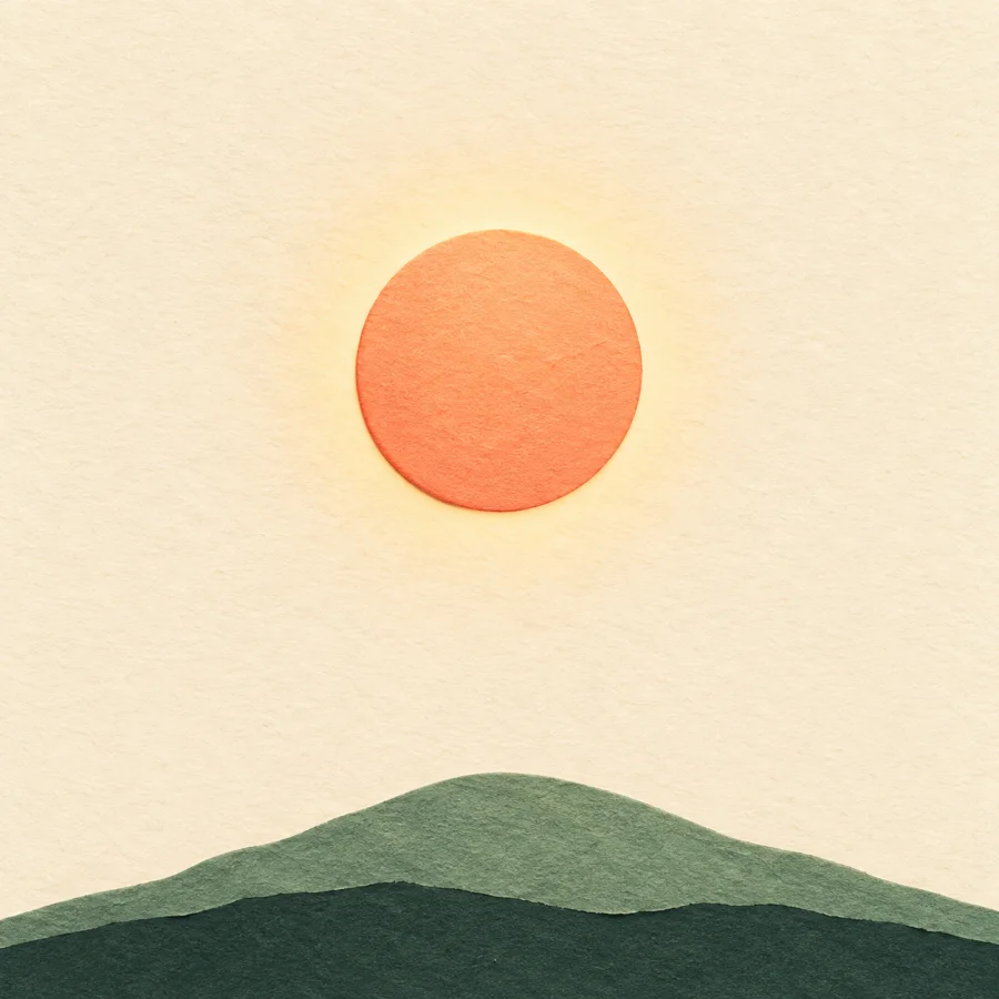 Un sol sobre una pequeña colina